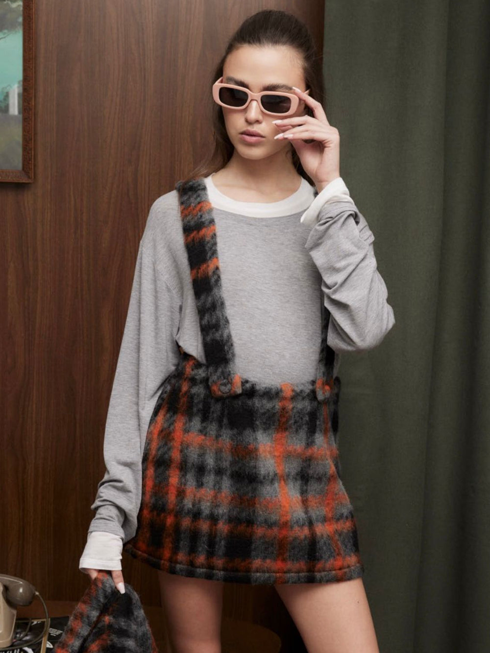 Kostumn gonna con bretelle KI25110