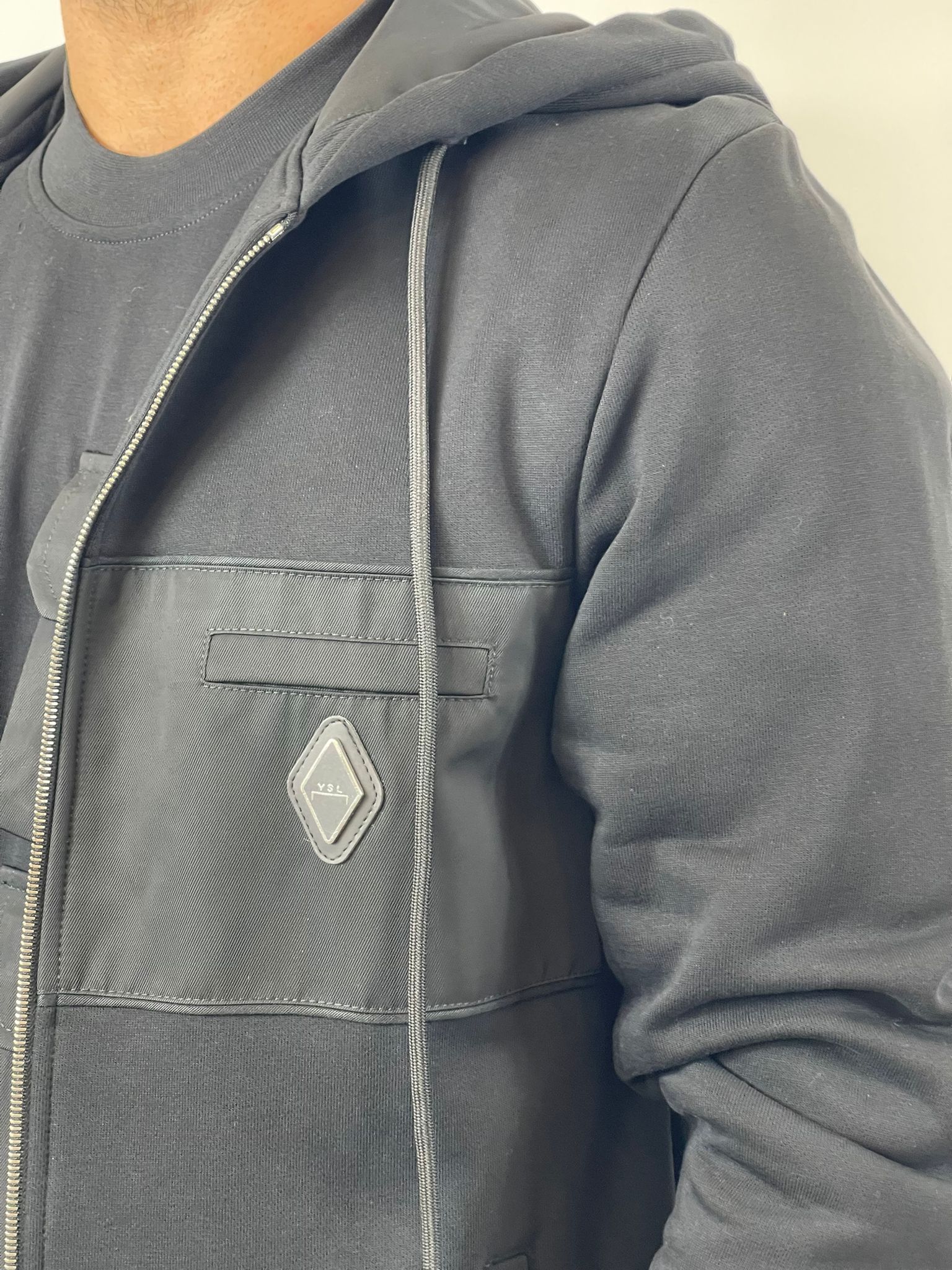 YES LONDON FELPA NERA XMF3959