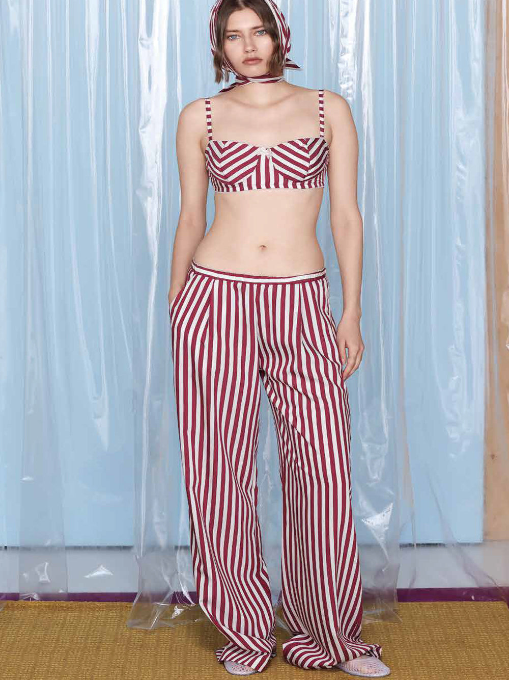 KOSTUMN PANTALONE KE2615 RIGHE