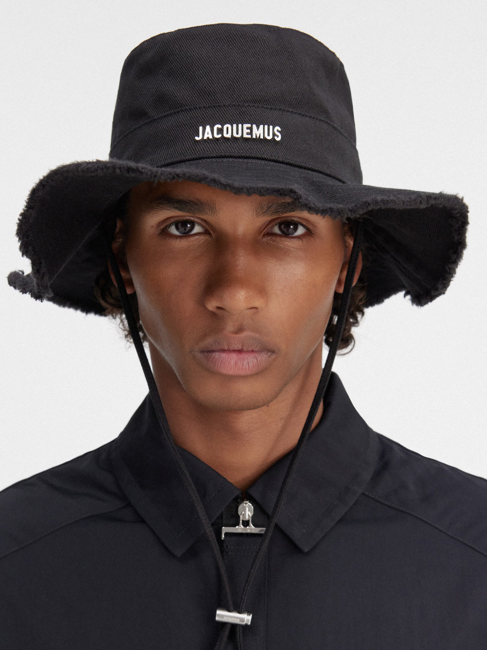 JACQUEMUS LE BOB ARTICHAUT 213AC002-5001-990