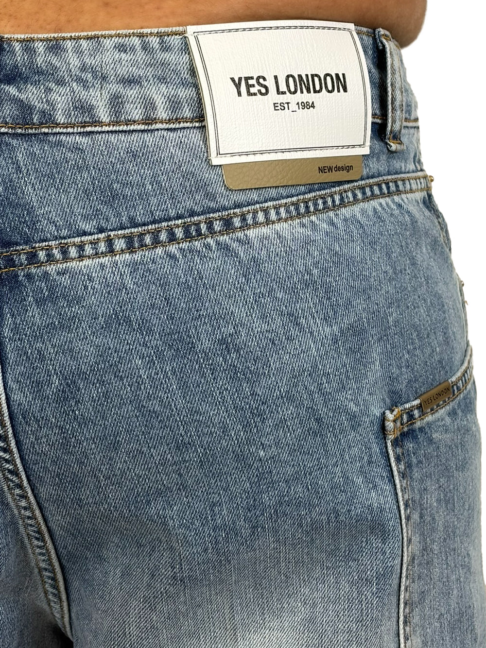 YES LONDON BERMUDA XS4292