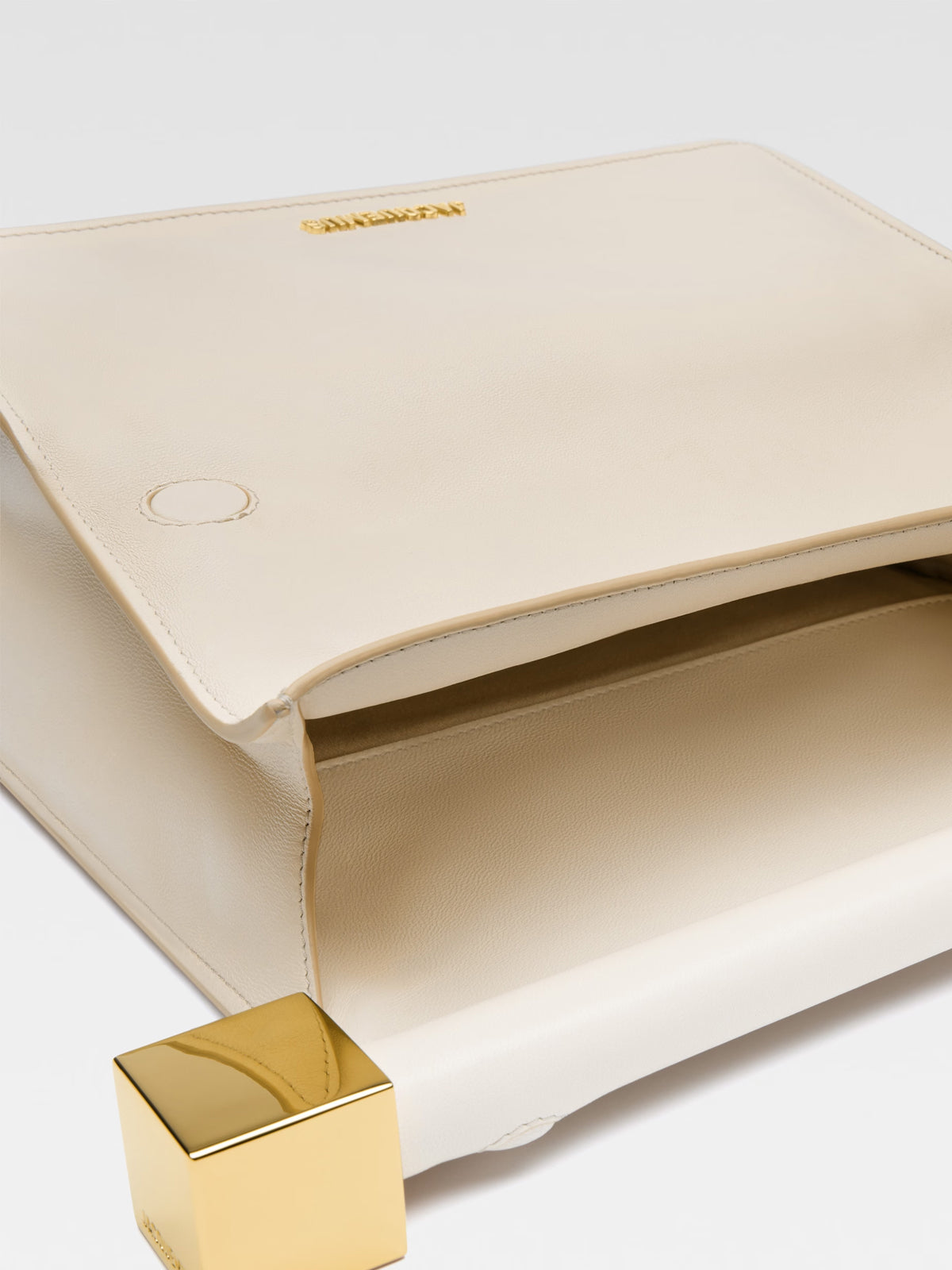 JACQUEMUS LA POCHETTE ROND CARRE' 233BA356-3171-115