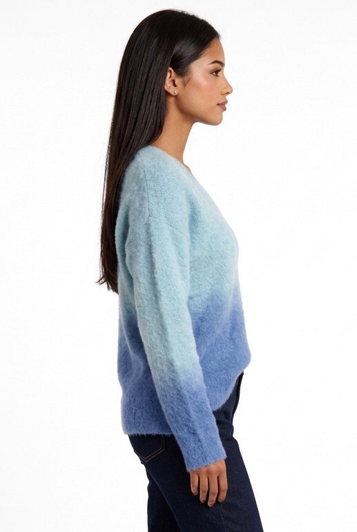 AKEP MAGLIA SCOLLO V EFFETTO SFUMATO MGKDD11044