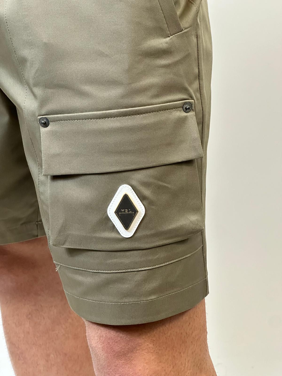 YES LONDON BERMUDA SAFARI XS4245