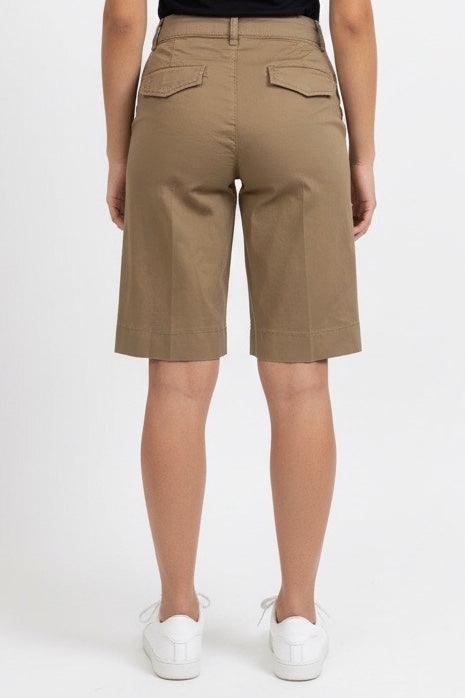 ACCADEMIA BERMUDA BEIGE