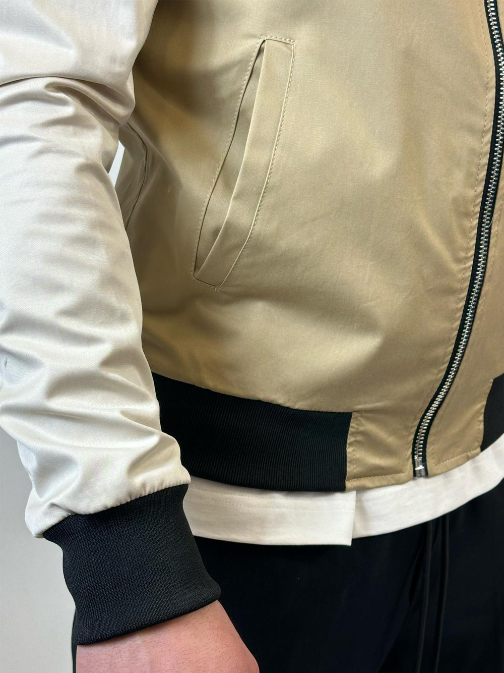 YES LONDON GIUBBINO XG5242