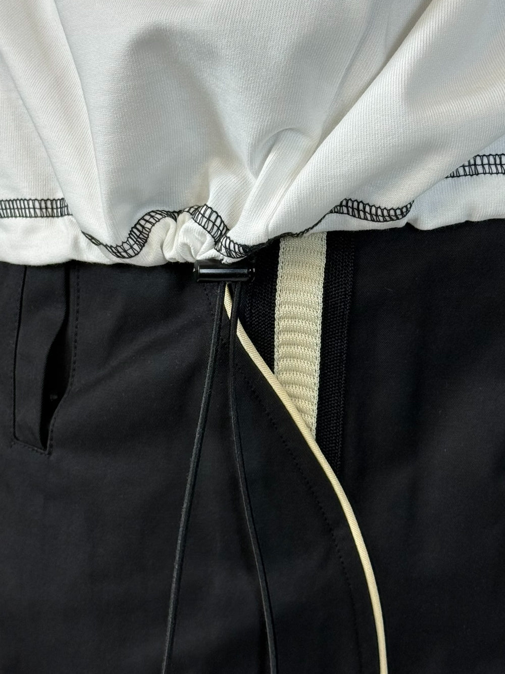 YES LONDON T SHIRT OVER XM4275 BIANCA