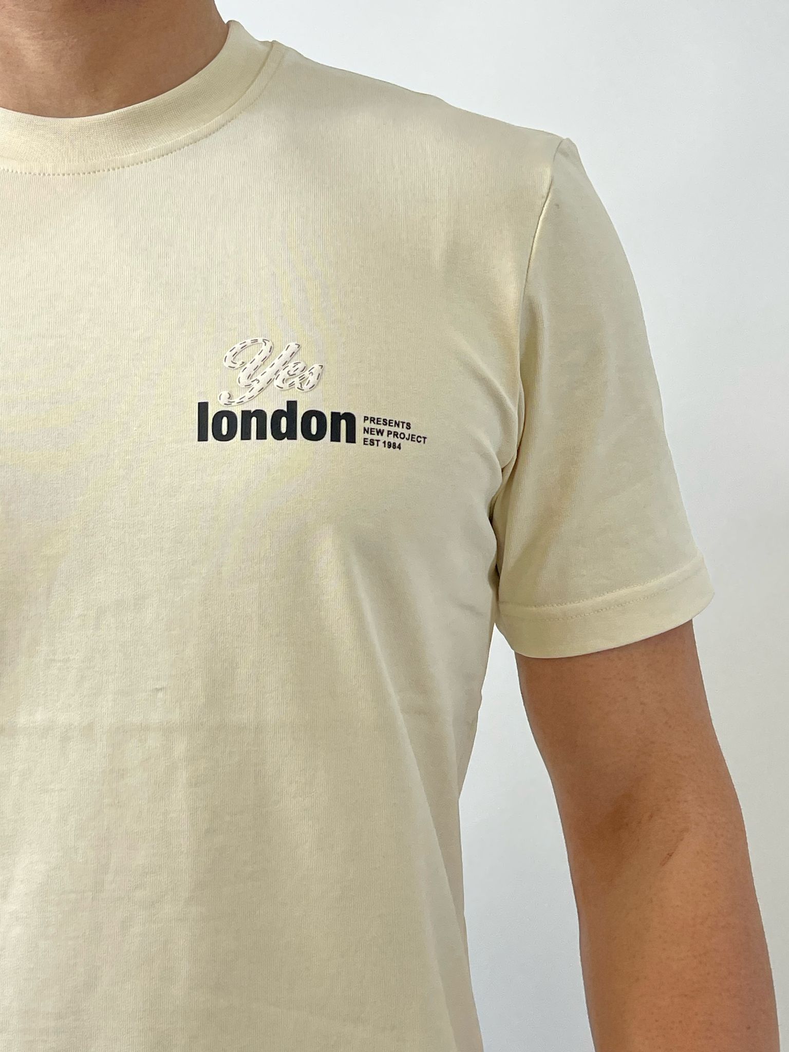 YES LONDON T-SHIRT PANNA XM4205